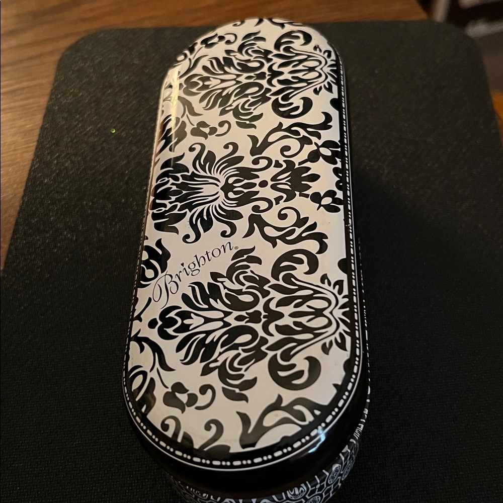 Brighton Monochrome Geometric Sunglasses Case